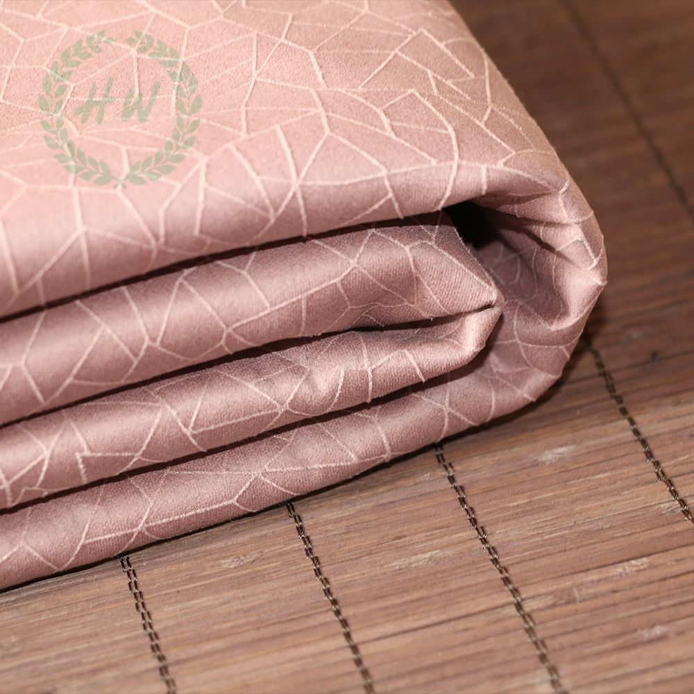 新款春秋女装复合麂皮绒布，加厚风衣面料压花压胶仿皮鸡皮空气层
