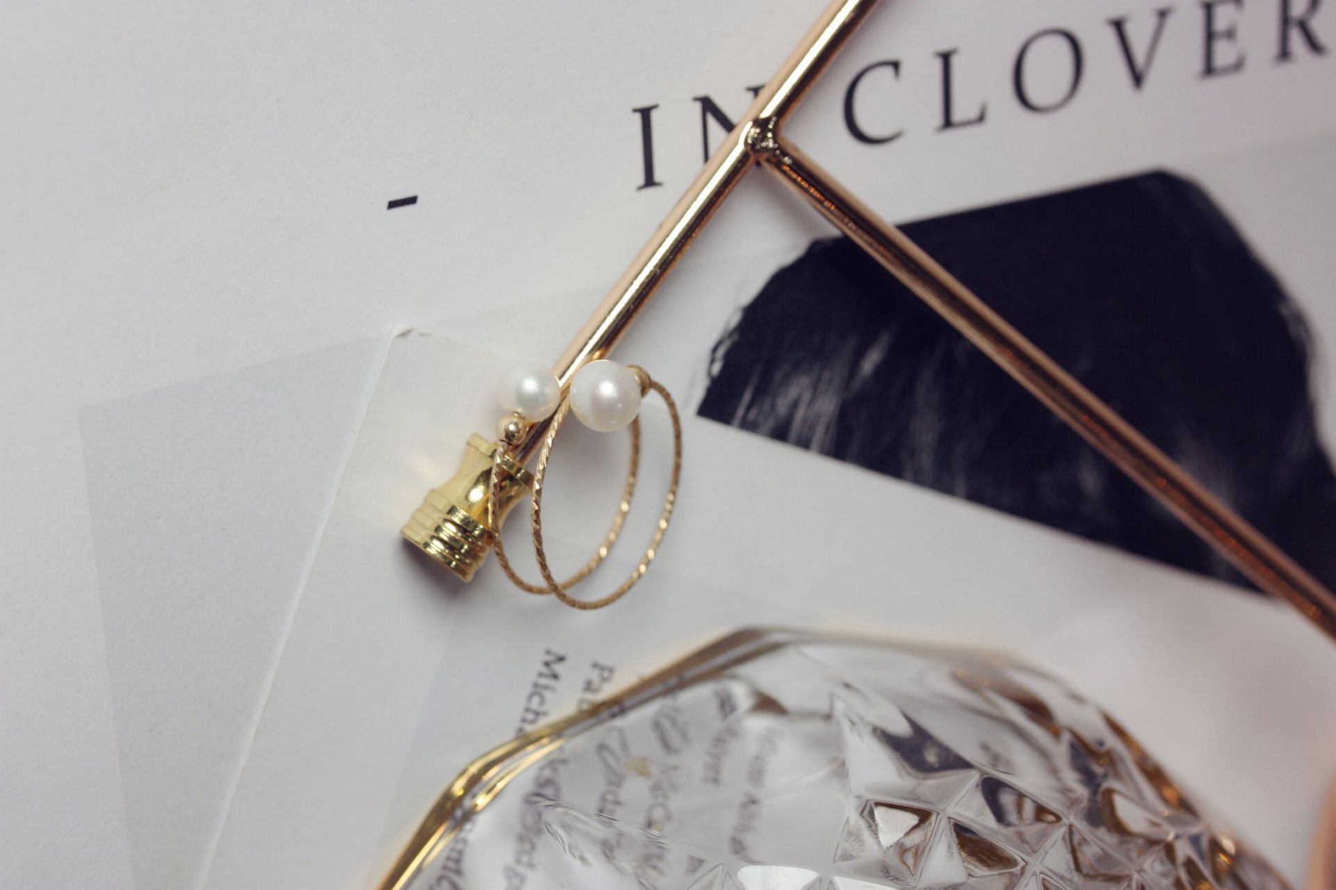 Eleganter Perlenring