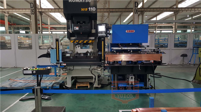 短尺材送料机价格 板料送料机供应 冲床冲压机械手厂家