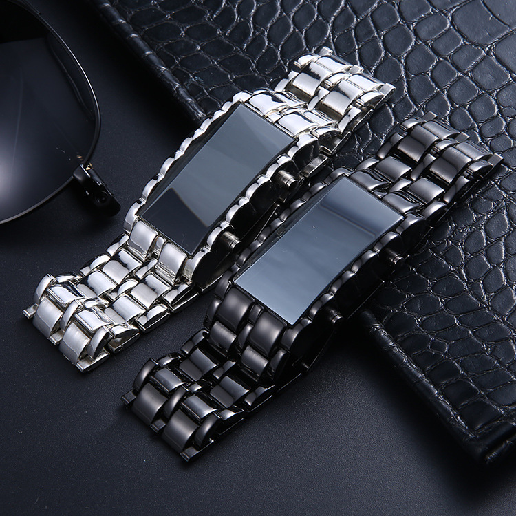厂家现货批发熔岩LED手表镜子手表韩版金属表带款电子手表