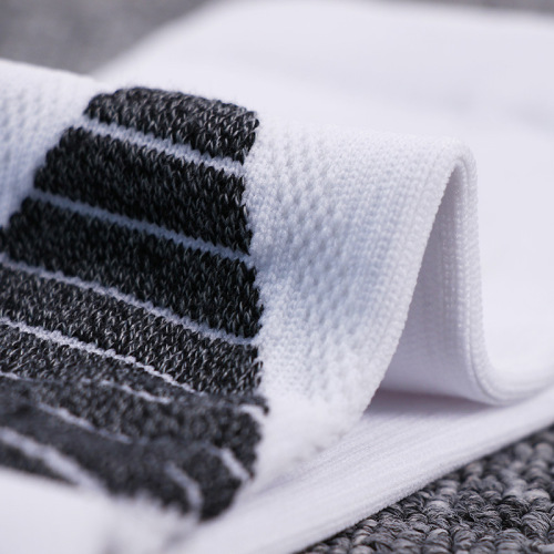 New Dragon Head Knit Tall Elite Basketball Socks with Arbitrary Ribbing and Interlocking Sport Socks, Thick Socks, Drop Ship One Piece