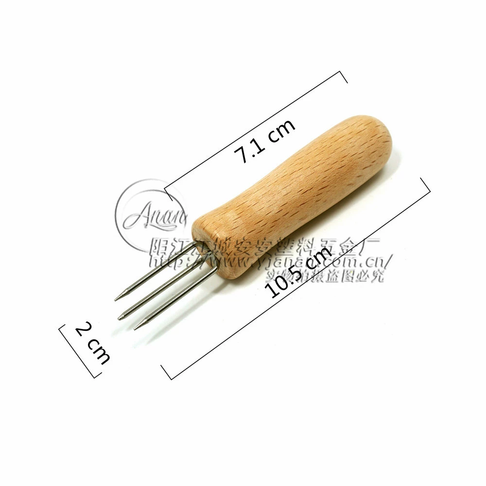 Factory supply moxa stick extender three-tooth corn fork fruit fork wooden handle mini corn fork moxa needle moxibustion tool