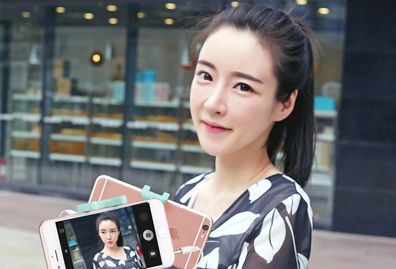 Perche selfie en Acier inoxydable - Ref 3386715 Image 8