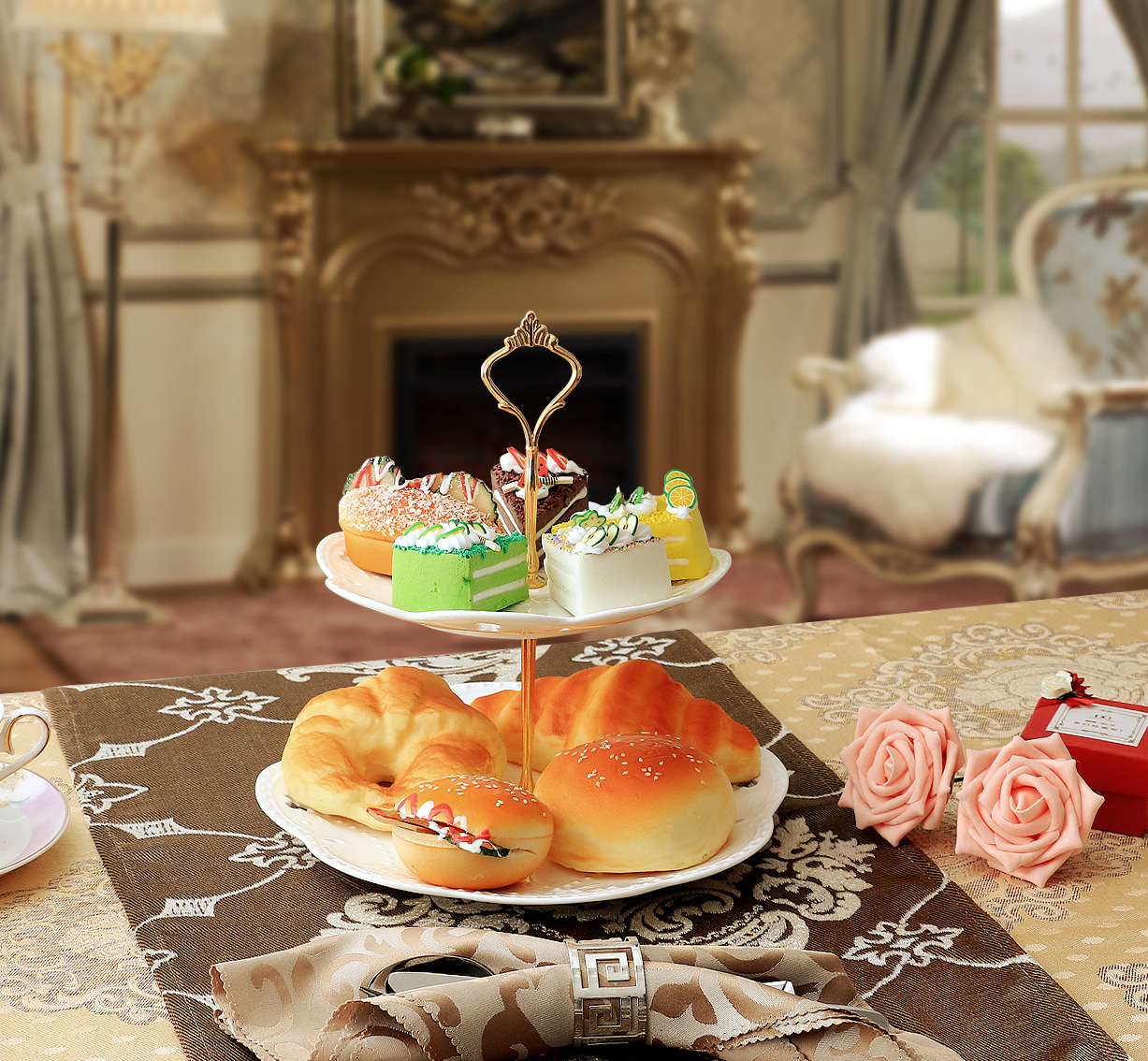 金色二层蛋糕盘