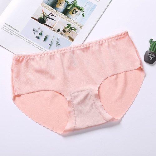 Factory wholesale one-piece seamless thick and thin style underwire-free small-breasted teenage bra set with push-up and shaping function