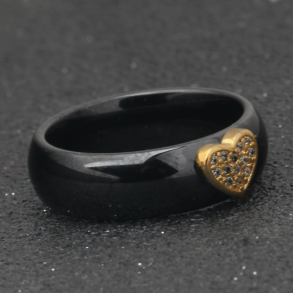 Simple Ceramic Micro Inlaid Zircon Heart-Shaped Black White Titanium Steel Ring
