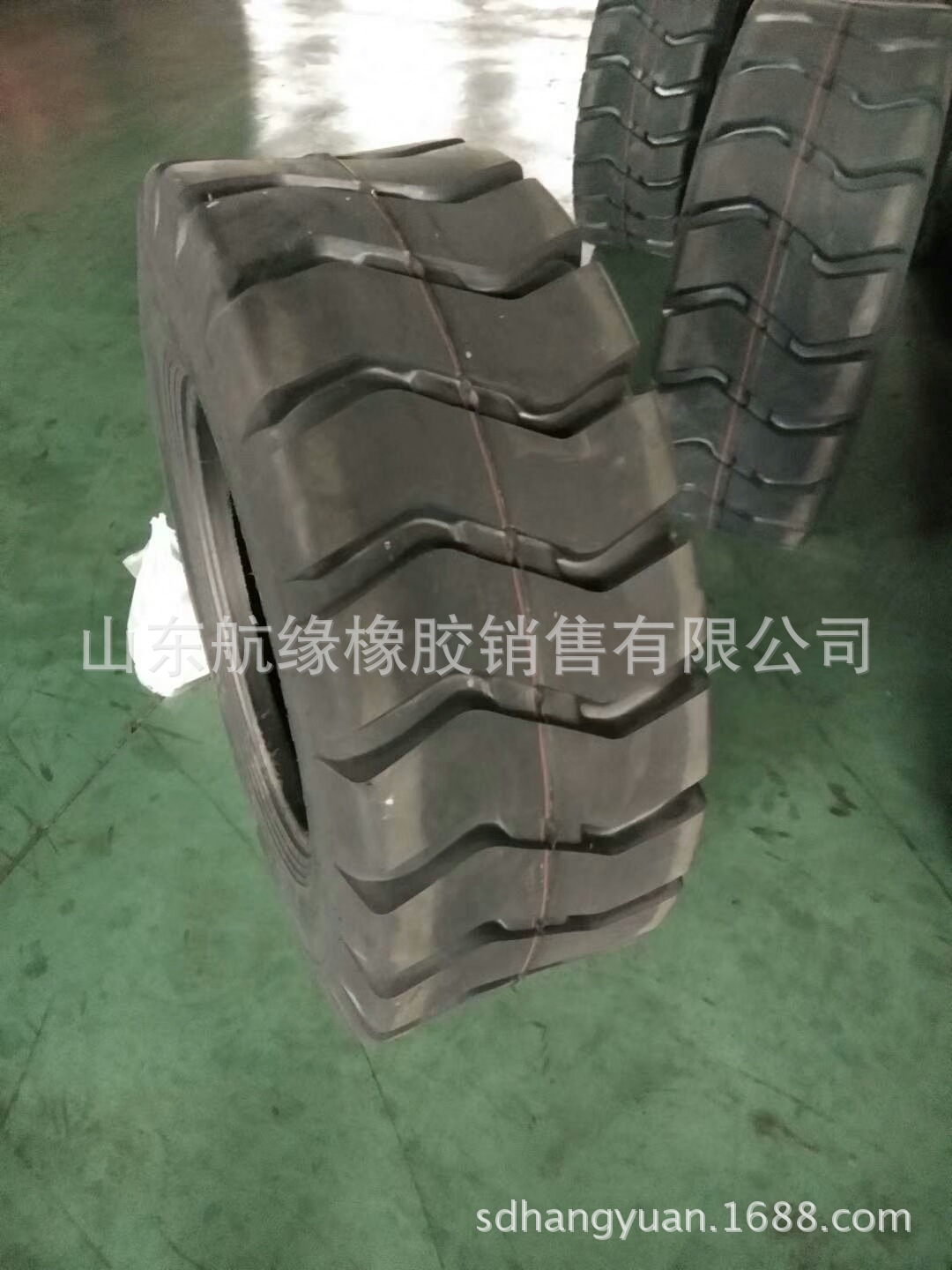 铲车轮胎 16/70-16E3/L3 装载机轮胎 工程机械轮胎 耐磨防滑轮胎