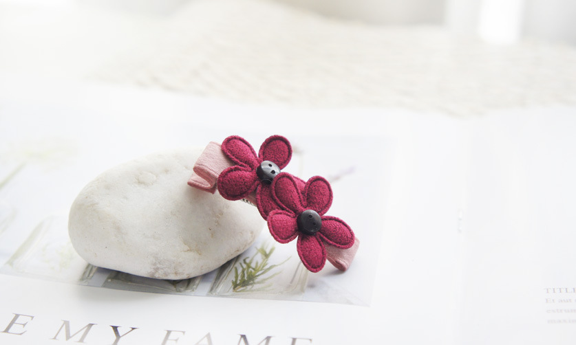 Fashion Simple Style Sweet Little Flower Korean Hairpin display picture 5