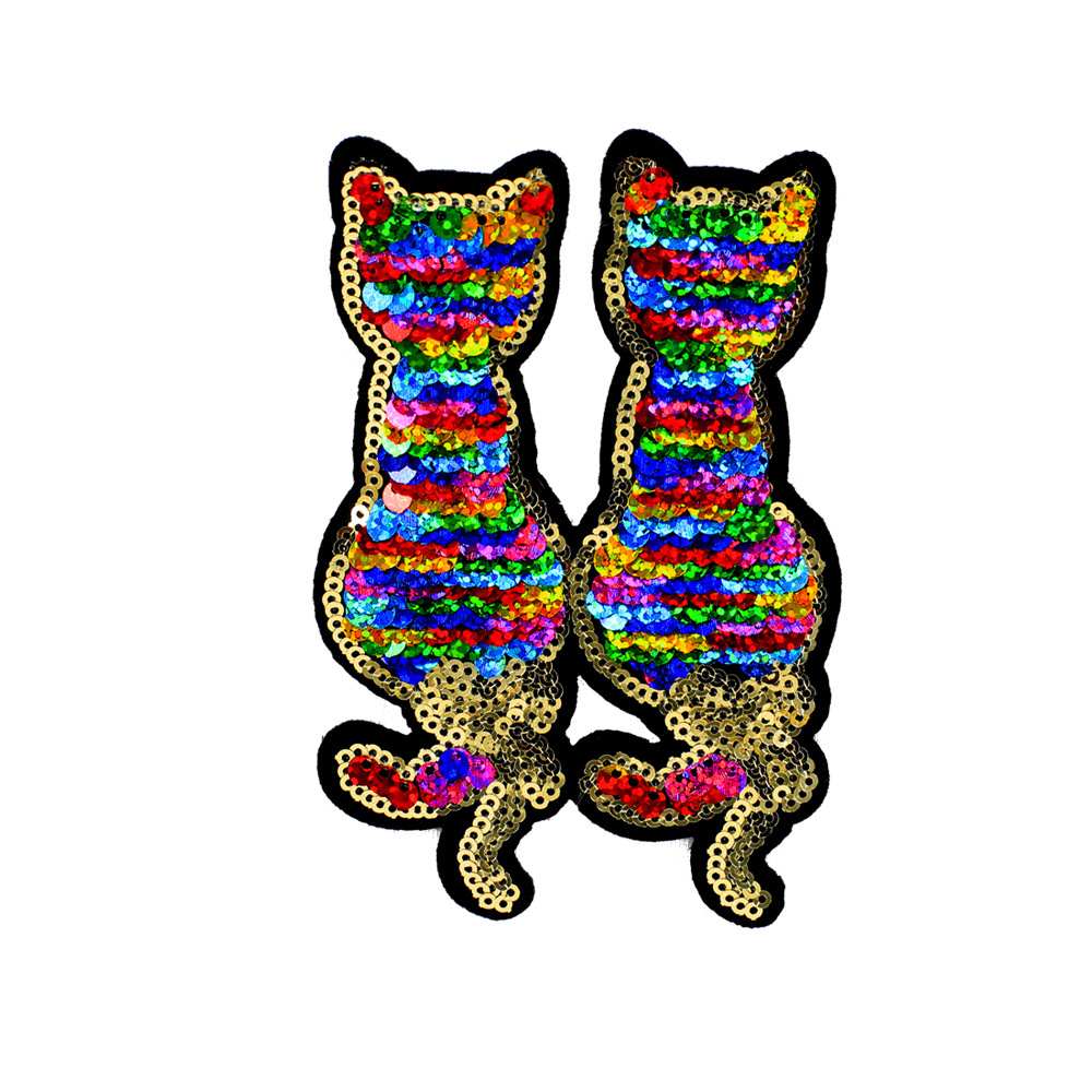 --JY-0909新款可爱猫咪剪影3MM5MM金色边孔珠片绣