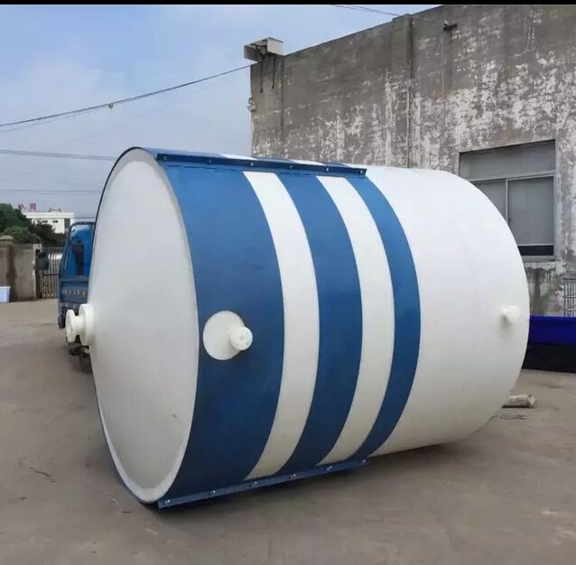 衡阳5吨锥底塑料搅拌桶  汽车防冻液搅拌桶 pe药溶罐