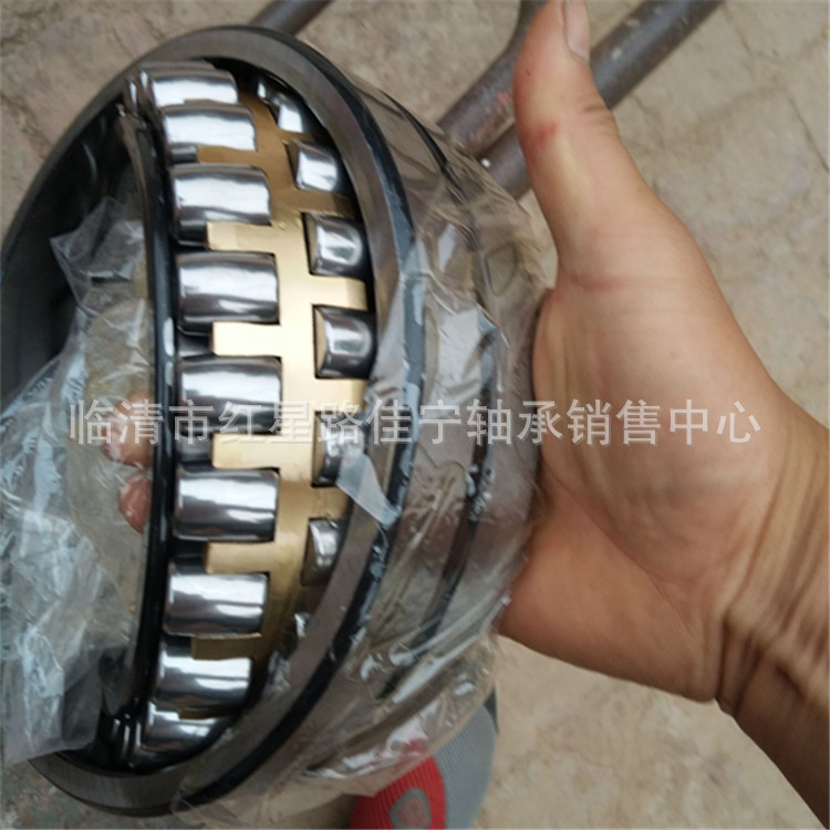 现货销售 ZWZ 22217CA/W33 调心滚子轴承  机械轴承