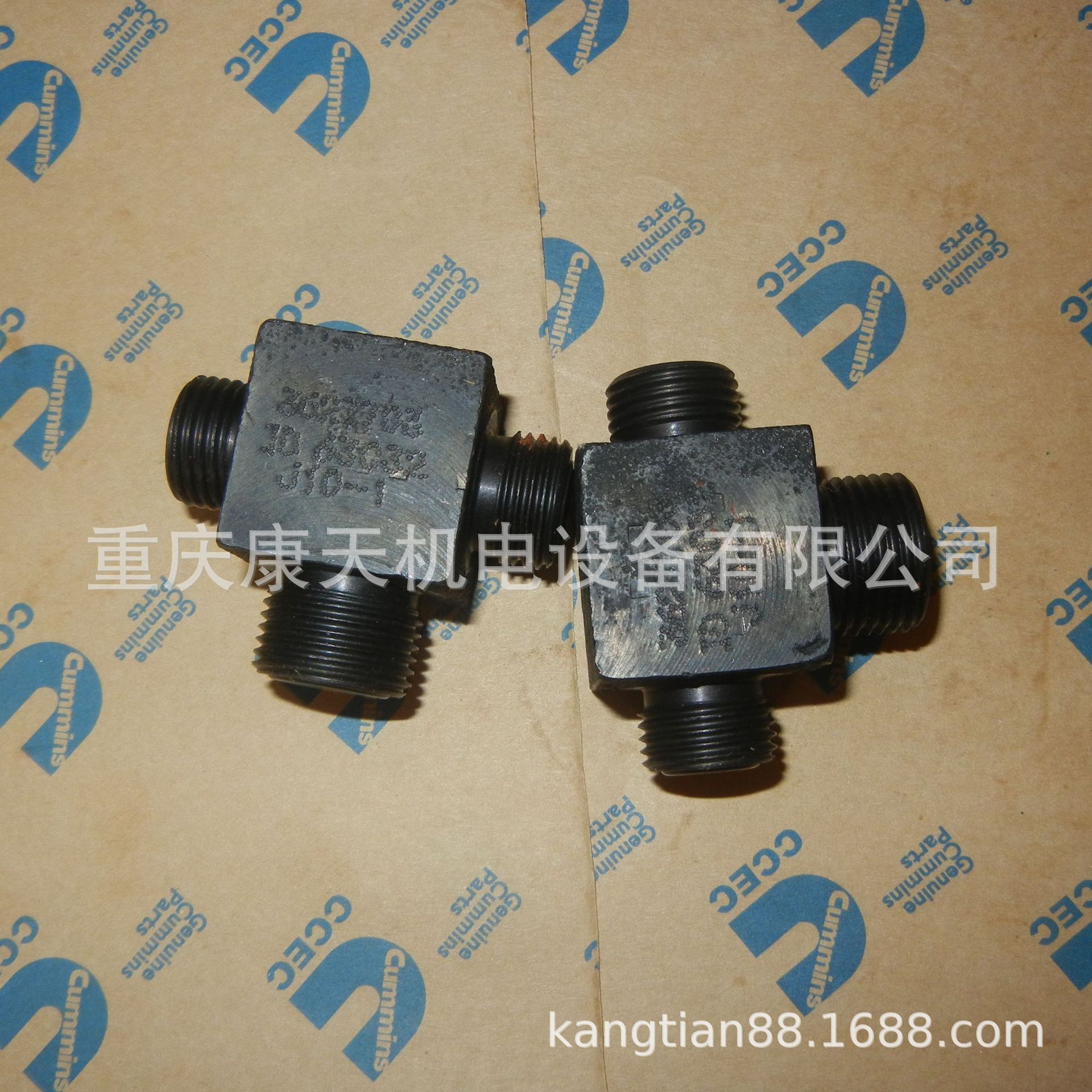 cummins/康明斯配件3627703三通接头