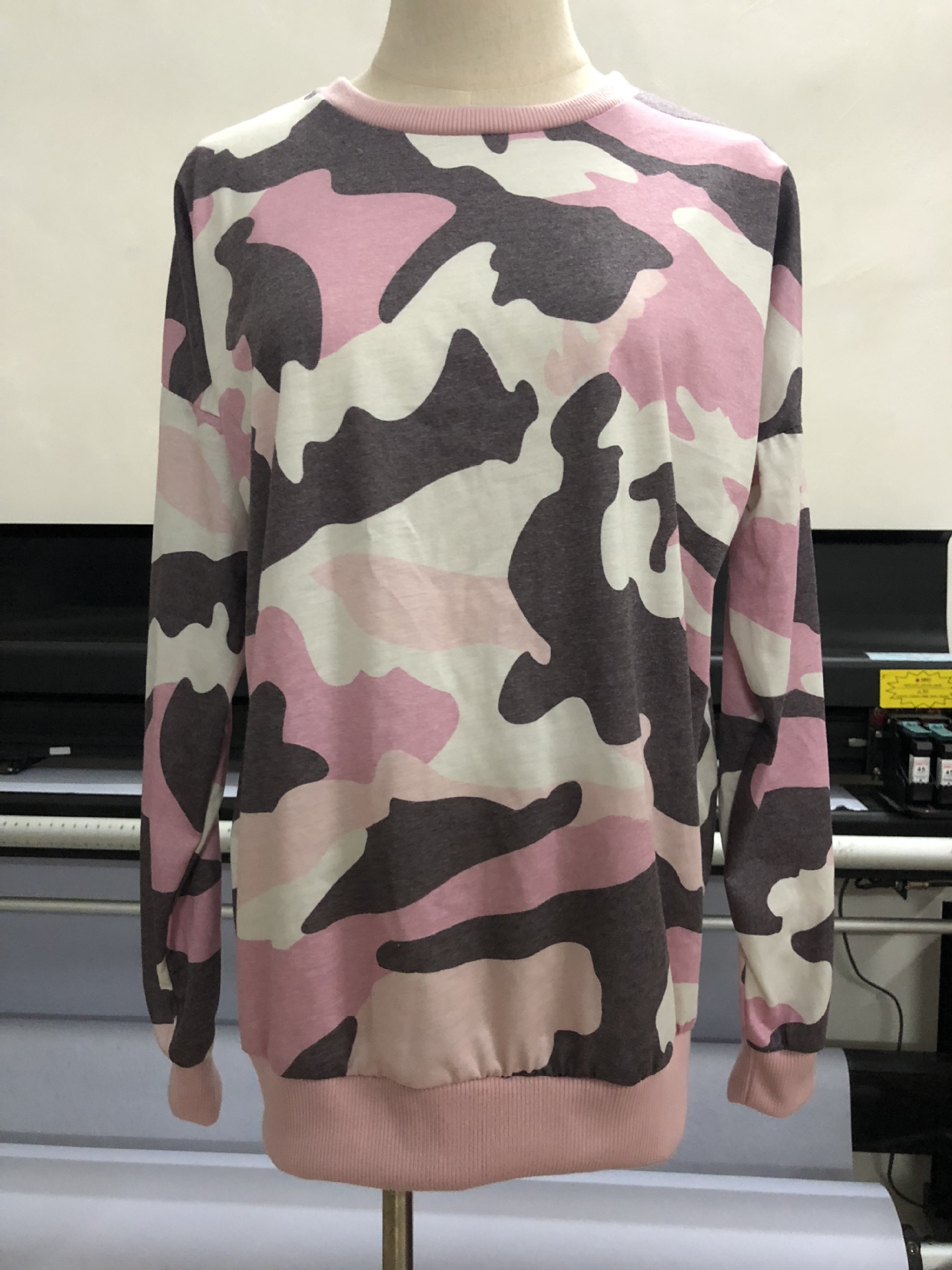 Title 10, Autumn And Winter Print Round Neck Long-sleeved...