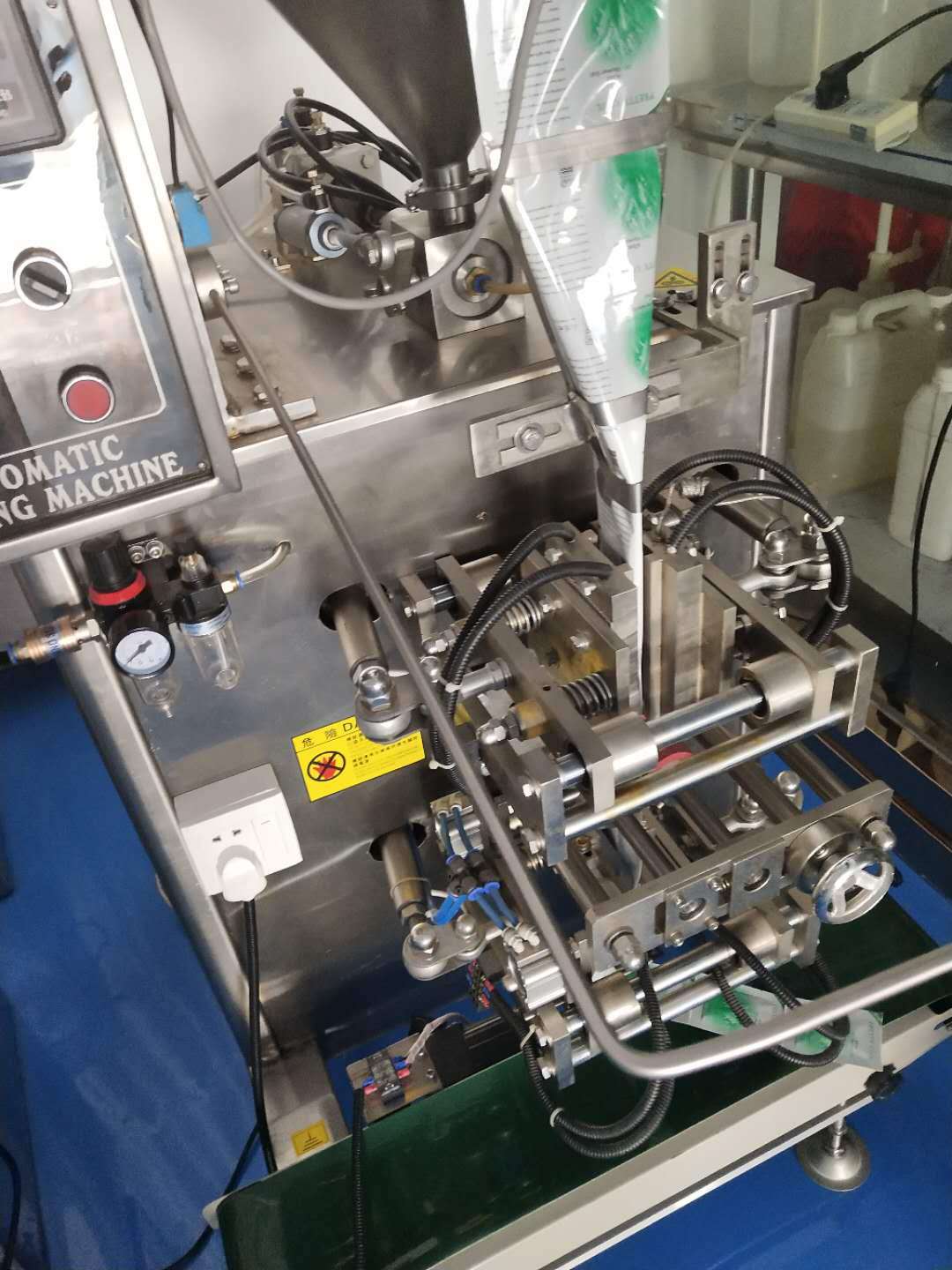 ����ȫ�Զ������ʽ��װ��С������װ�豸��ʽ��װ����������