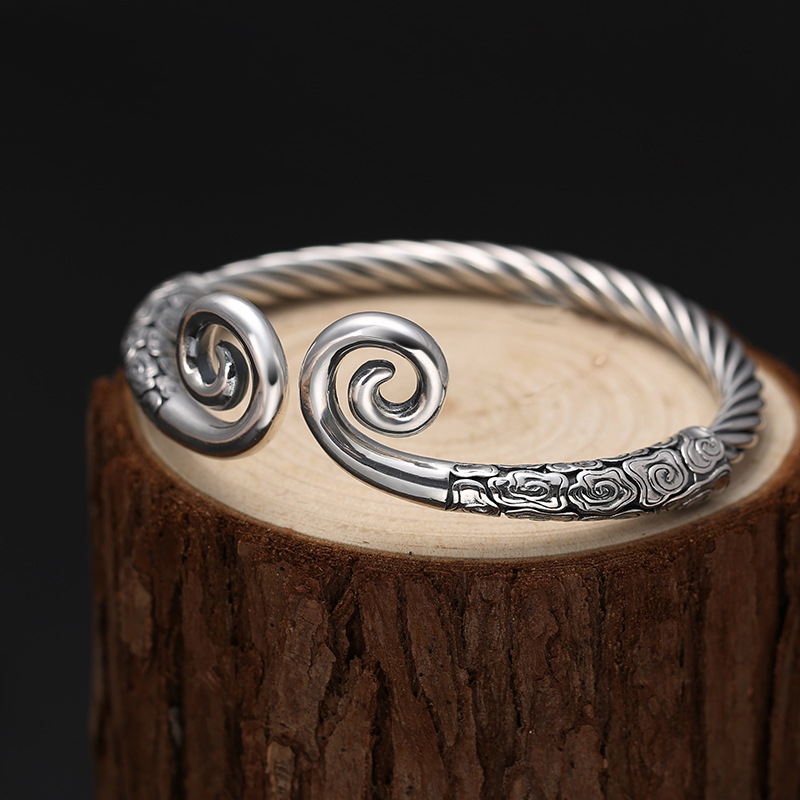 fashionable silver bracelet