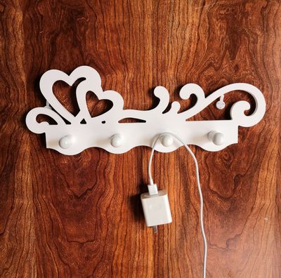 廠家批發牆上置物架PVC白色雕花現代田園裝飾壁挂愛心衣挂衣帽挂