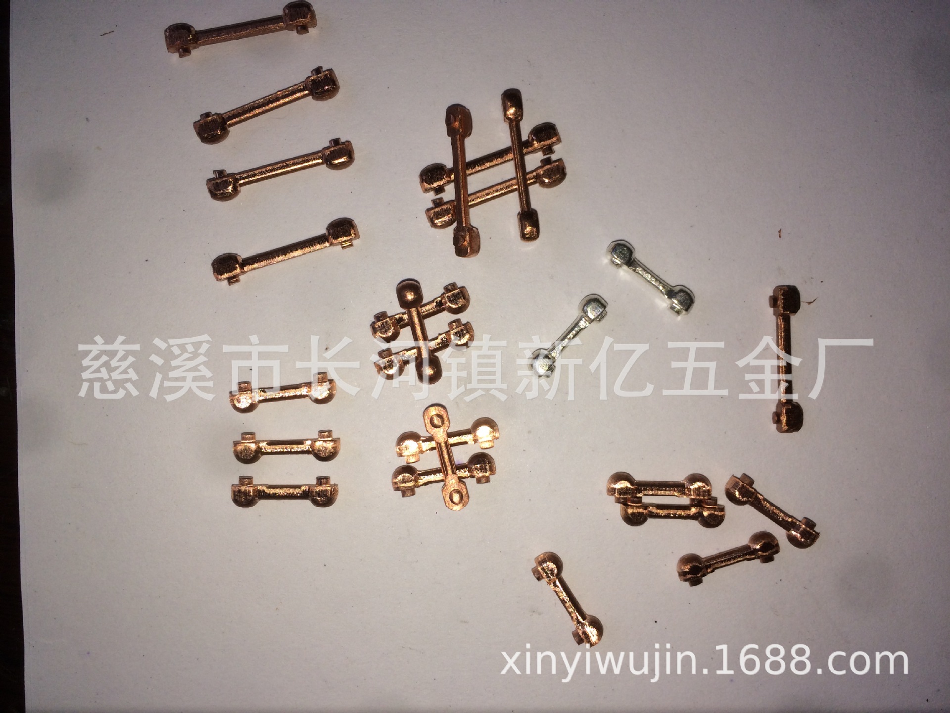 供应铜件锻压件，铝合金挤压件，不锈钢冲压件，黄铜拉伸件等