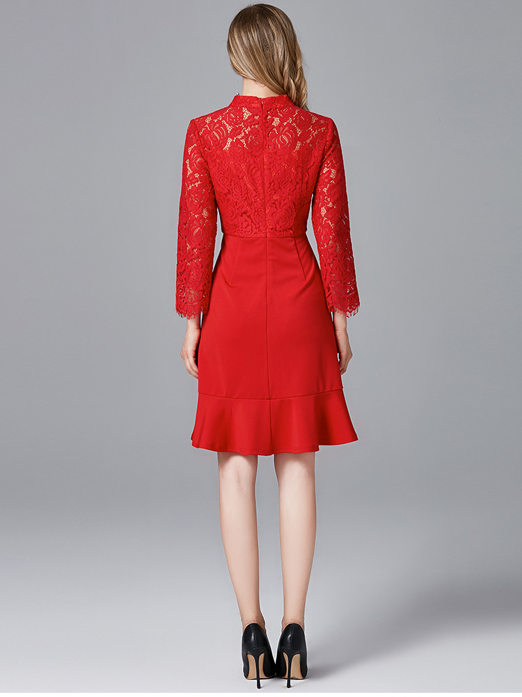 Chic Mid-Length Dress