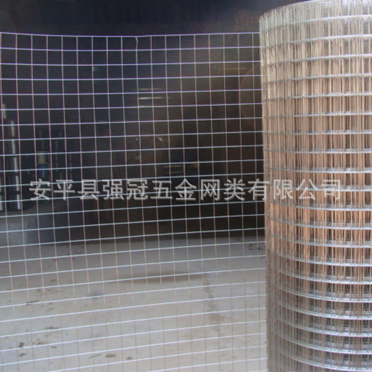 供应多规格镀锌电焊网 PVC浸塑养殖使用的镀锌电焊网