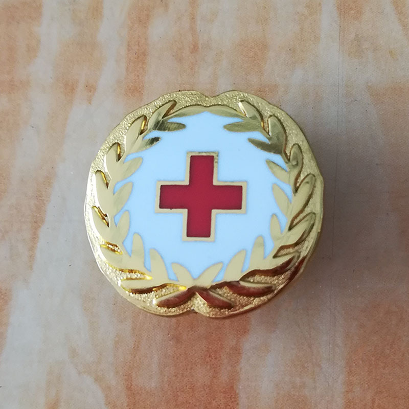 磁性红十字会徽章 (1)