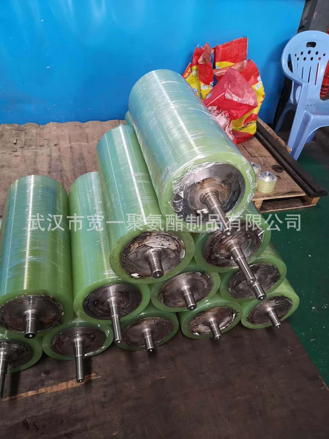 陕西聚氨酯滚轮，咸阳聚氨酯滚筒，咸阳滚轮包胶，咸阳滚筒包胶