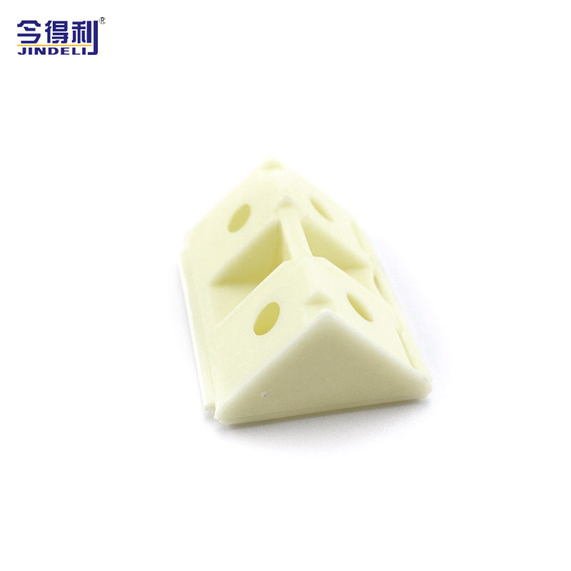 提供ABS橱柜角码 加厚大号塑料角码 搁置角码 挂件等五金配件