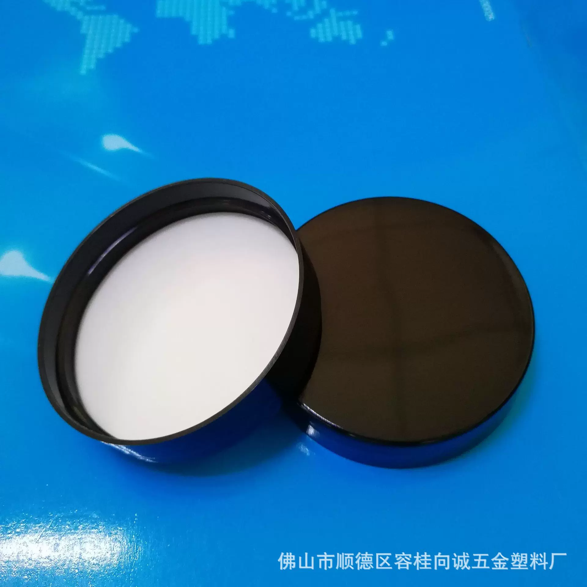 56MM光身广口盖  膏盒焗油膏盖   普通PP大口旋盖179