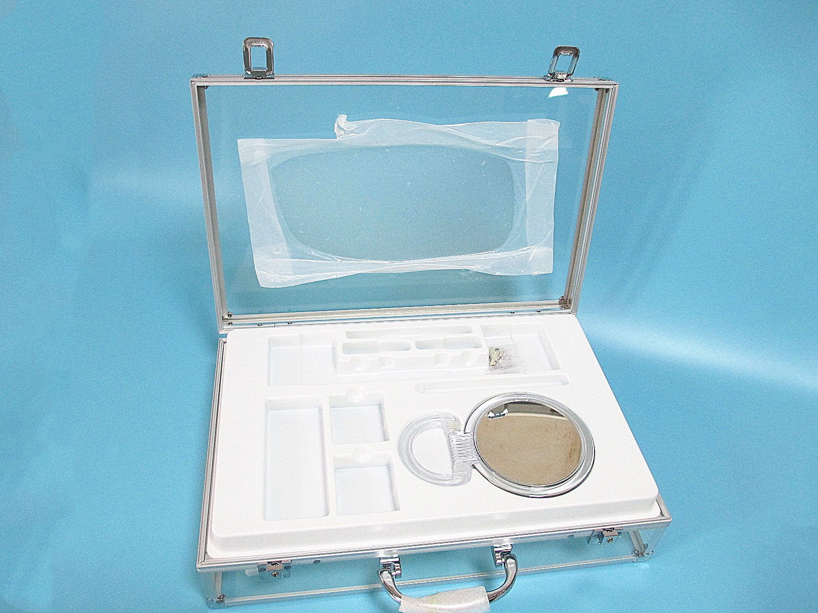 供应新款亚克力箱 礼品包装箱 亚克力手提箱 化妆收纳箱 厂家直销