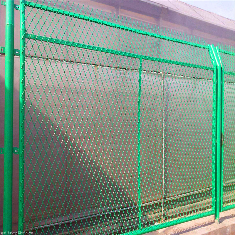 山地围界隔离防护网果园景点铁丝围栏网草绿色热销浸塑护栏网定制