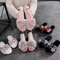 New 2020 Autumn/Winter Plush Shoes, Casual Outdoor Trendy Women's Slippers, Floral One-Sole Plush Slippers