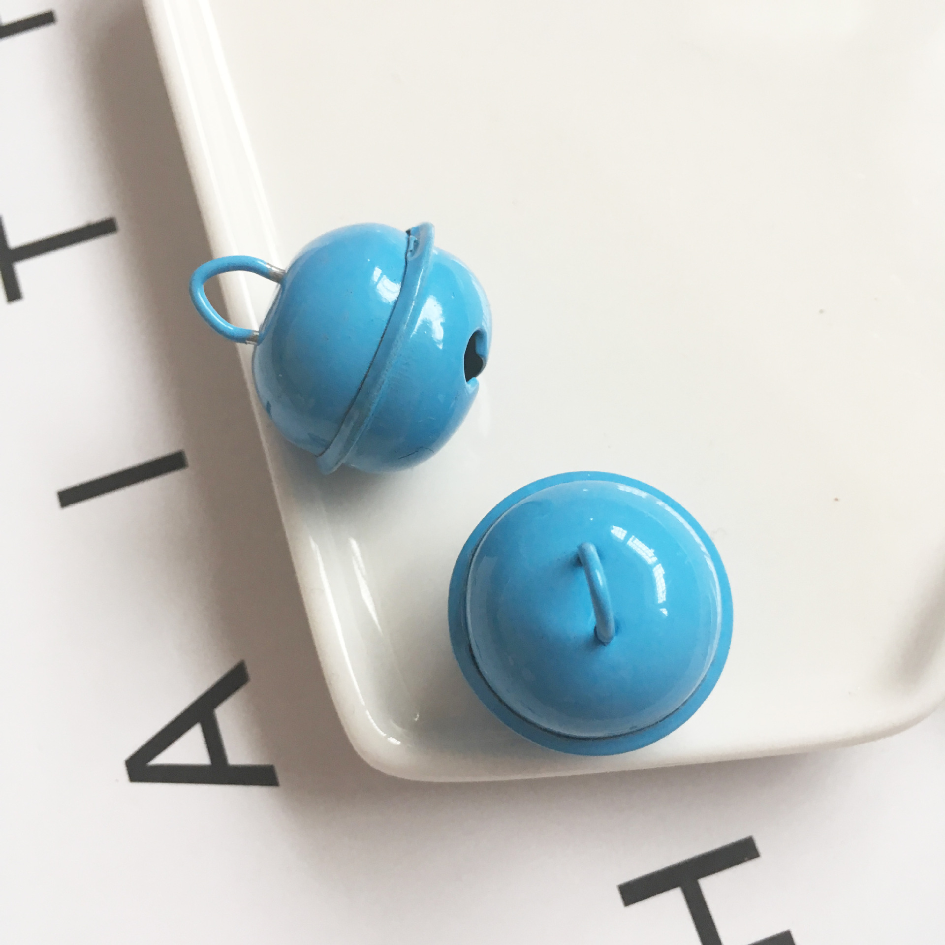 22mm color pintura pequeña campana color caramelo DIY Bell accesorios para mascotas collar bolsa llavero Accesorios