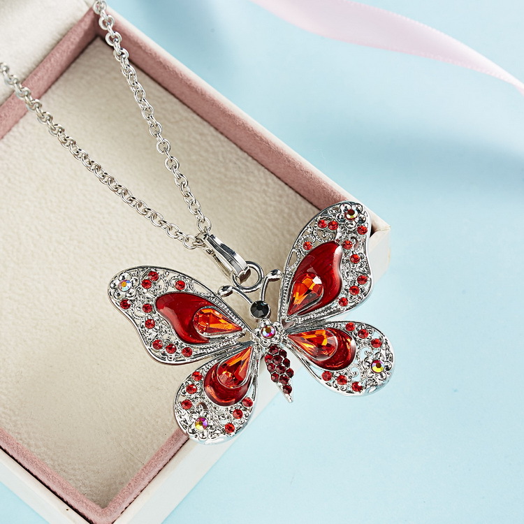 1 Piece Quantity Sweet Butterfly Alloy Plating Inlay Rhinestones Unisex Pendant Necklace