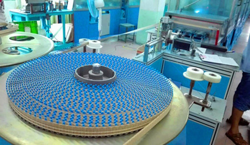 灯具用涤纶电容好还是瓷片电容好?2