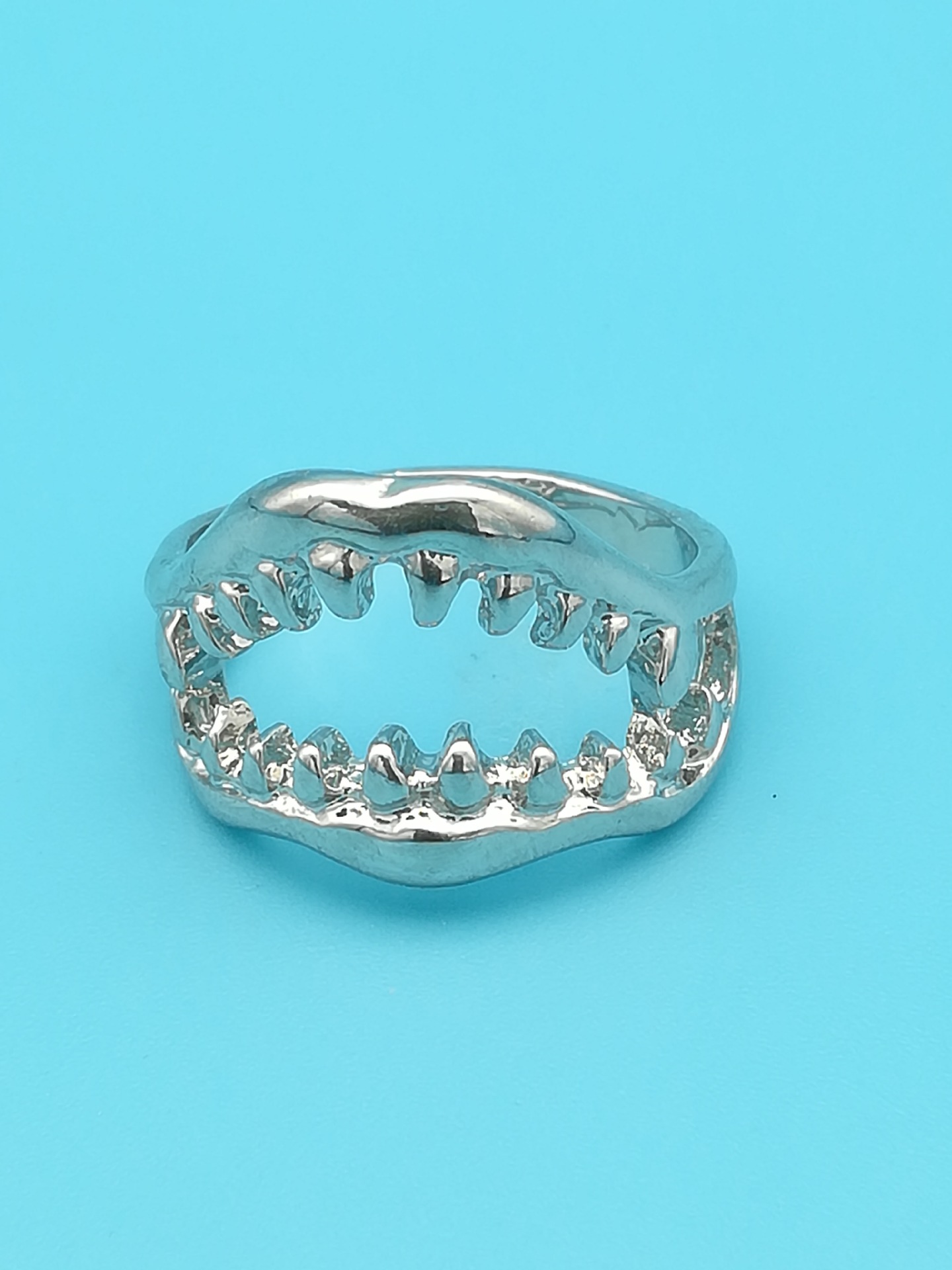 European and American Fashion Simple Factory Direct Sales New Lip Men's Ring Gold-Plated Stylish Cool Handsome Simple