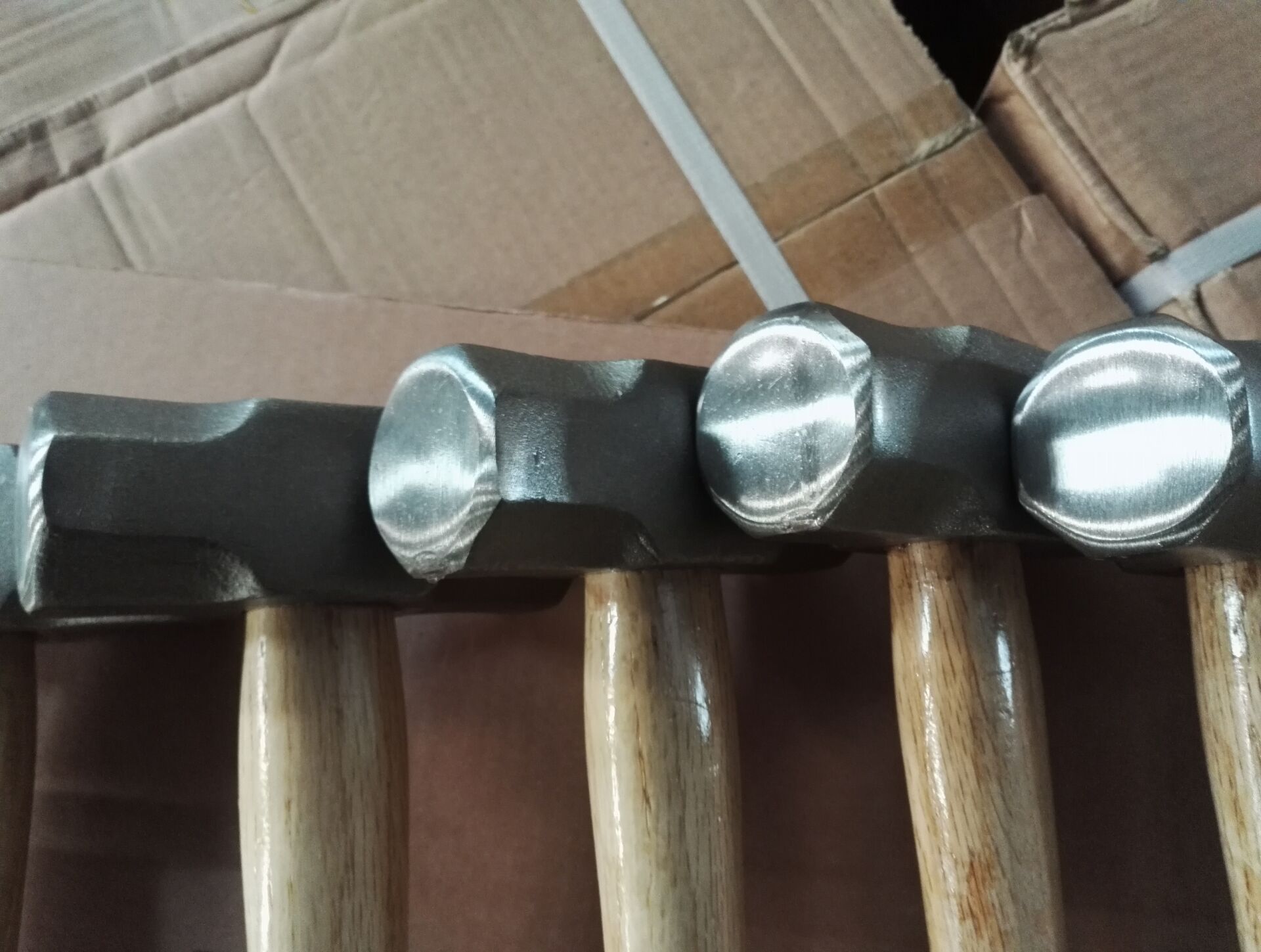 厂家供应质优价廉各种规格八角锤木柄锤子大规格榔头