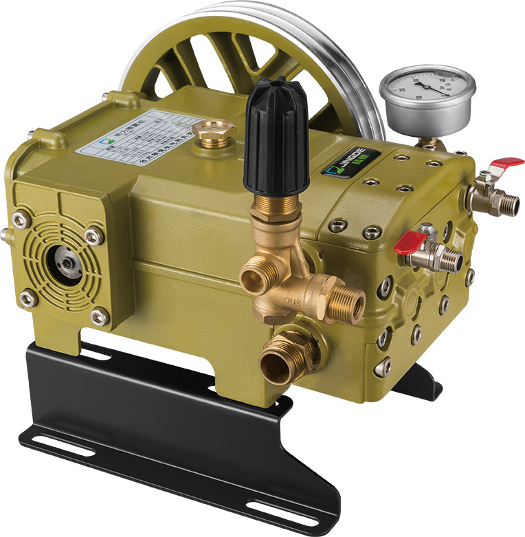 三缸陶瓷柱塞高压清洗泵 多功能喷雾造雾泵 330型环卫清洗冲洗泵