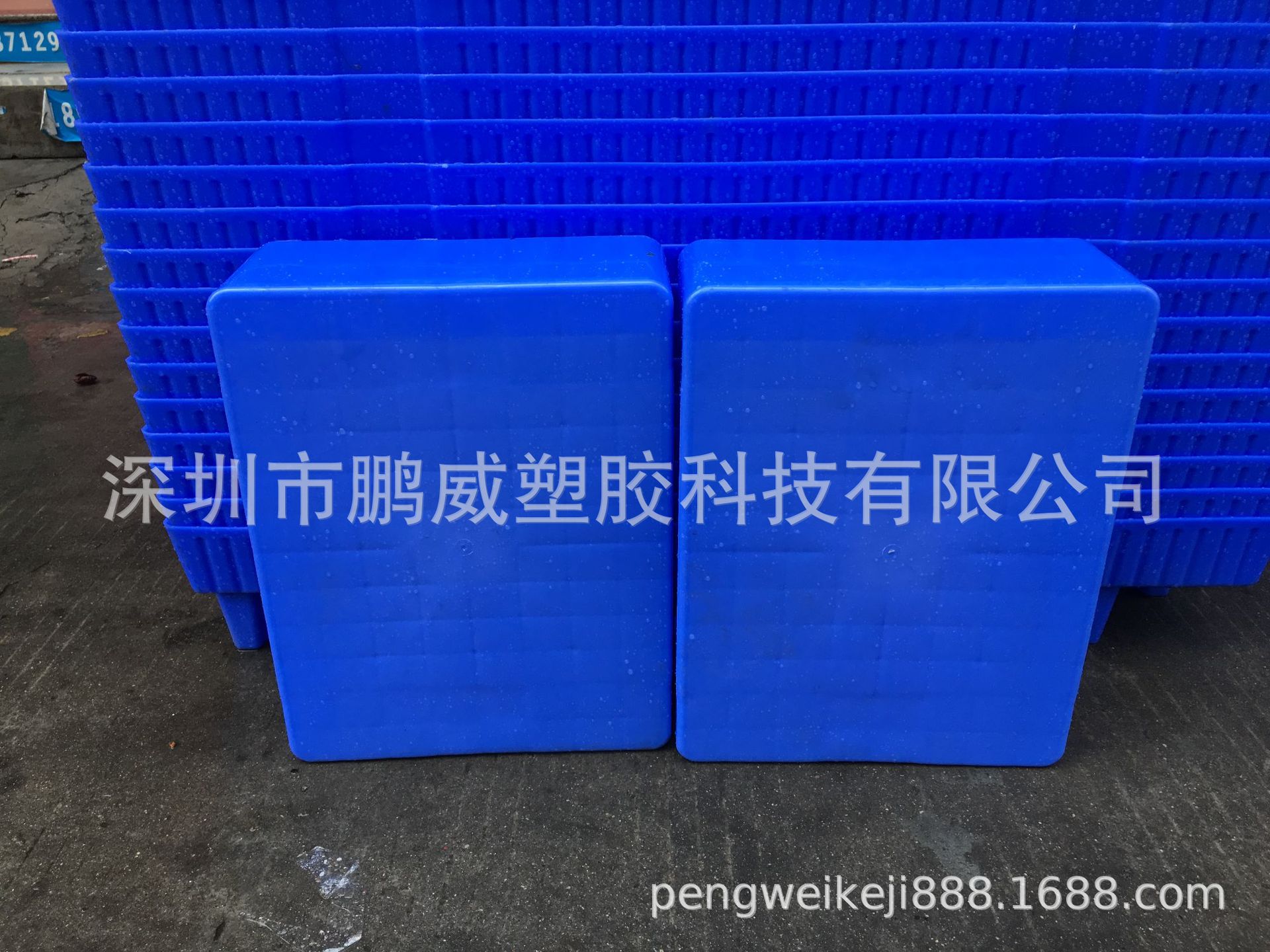 供应深圳塑胶地台板 蓝色可丝印瓷砖胶托盘 光明展会通用平面卡板
