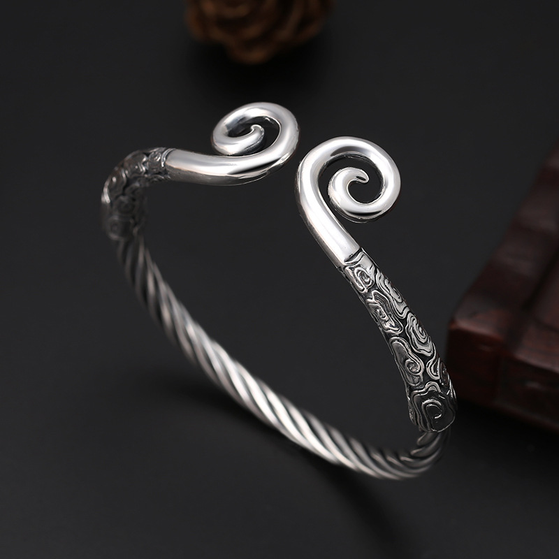 fashionable silver bracelet