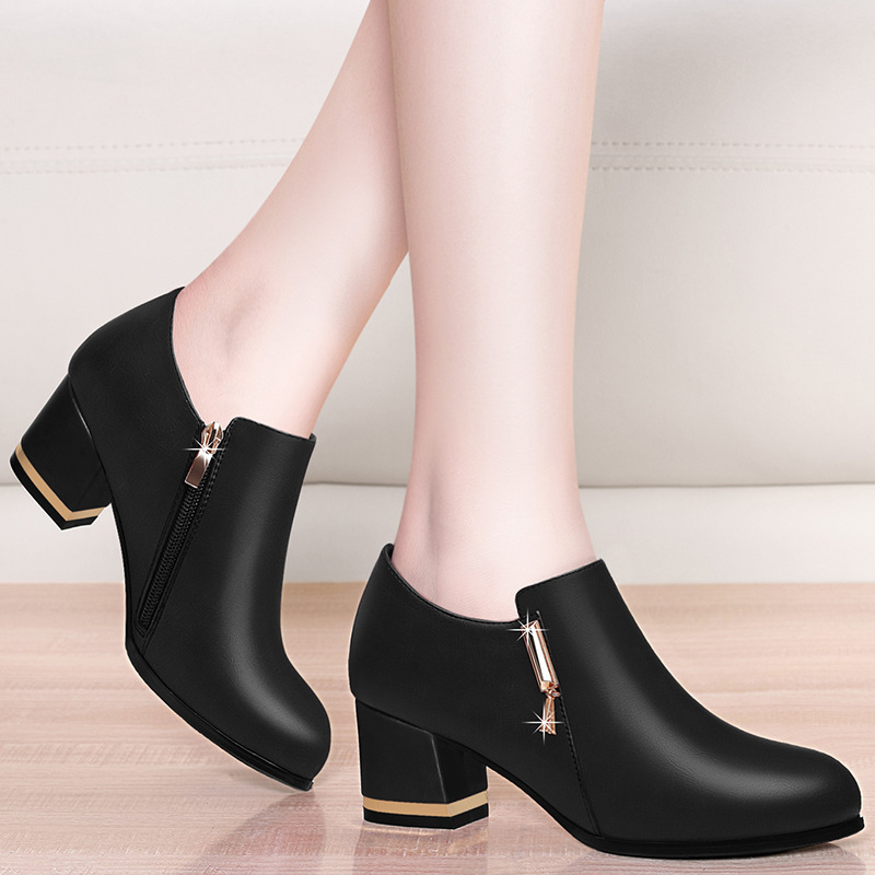 Spring Single shoes With crude Korean Edition lady Baby leather shoes 2018 new pattern Women's Shoes High-heeled shoes middle age Mom shoes Middle heel