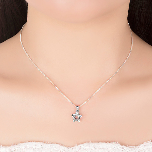 Japanese and Korean version of zircon hollow five-pointed star personalized temperament necklace pendant women's silver-plated necklace jewelry wholesale