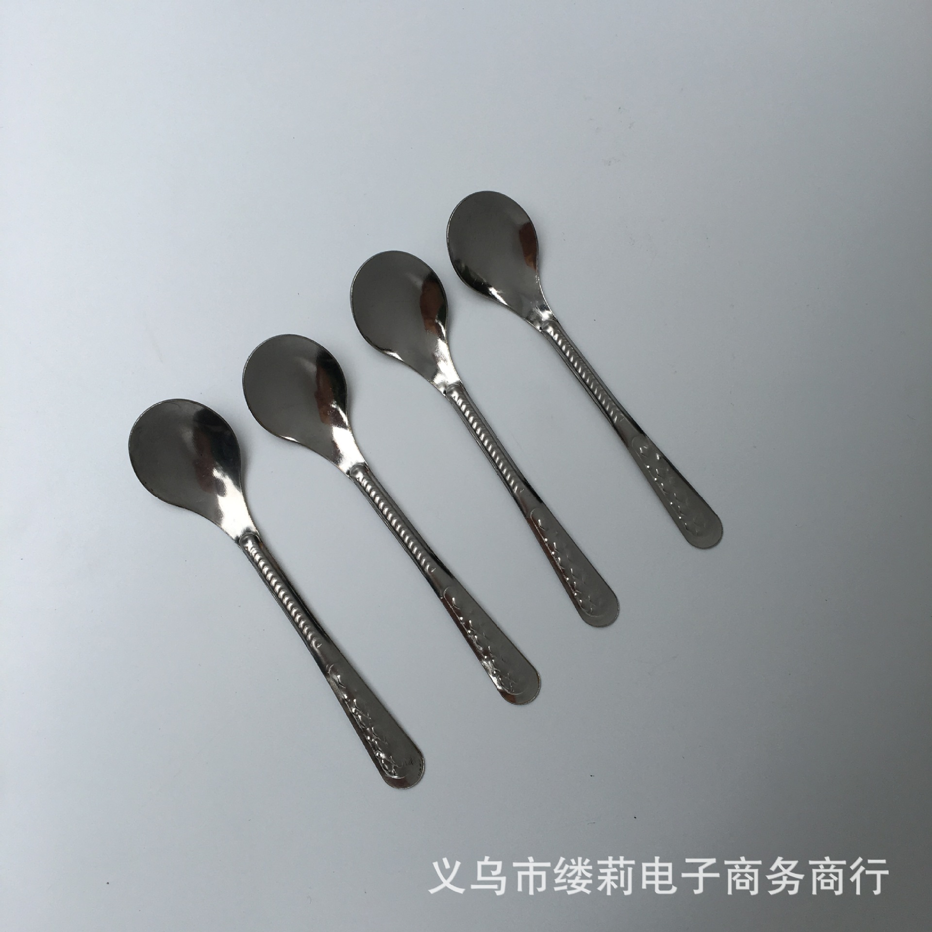 两元店 餐饮用品 四个小铁勺 不锈铁勺子 批发 地摊货源-阿里巴巴