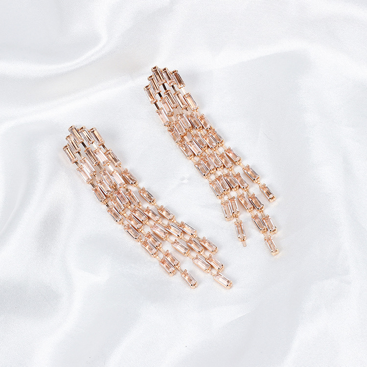 14g Weight No Inlaid Inlay Material Earrings Classification Housewarming, Business, Wedding, Birthday Occasion Copper Material Geometric Pattern Women'S Gender Gold, Silver Color New Popular Tassel Exaggerated Fashion All-match Earrings Wholesale 5