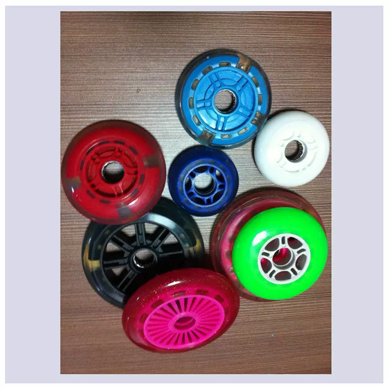 佳欣80*24CM溜冰鞋轮子 直排闪光轮耐磨发光轮滑鞋旱冰鞋pu高弹轮