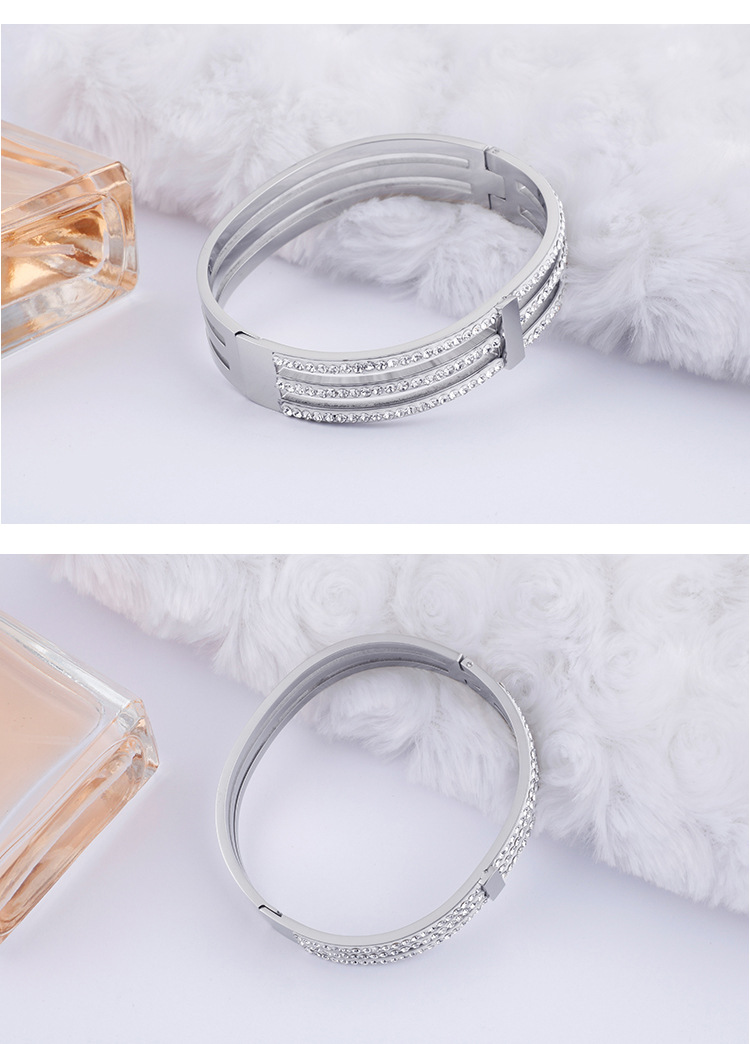 Fashion Geometric Titanium Steel Bangle Inlay Rhinestones Stainless Steel Bracelets display picture 12