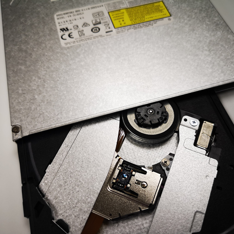 du-8a5lh-8a6sh-9-5mm-dvdrw-dvd