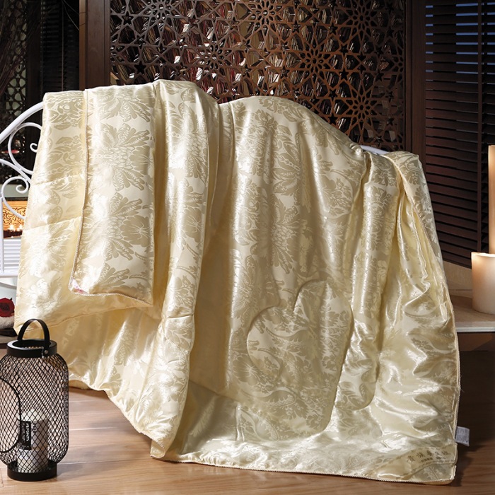 Spider gift quilt Cool in summer summer quilt spring and autumn Winter quilt Promotions Street vendor Rivers and lakes quilt