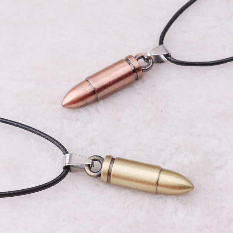 Collar con colgante de bala para parejas de acero inoxidable brillo_voghion.com