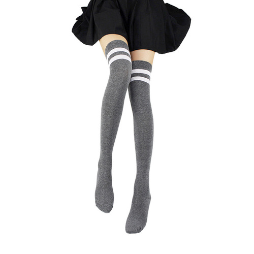 Street stall supply Japanese style knee-length spring and autumn knitted cotton black and white splicing sports long and high tube knee-high Yiwu women's socks