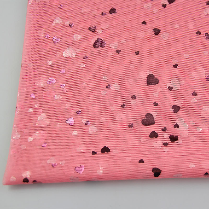 全涤纶30A网布烫金爱心图案 玫红色烫金网布大小爱心童装纱网