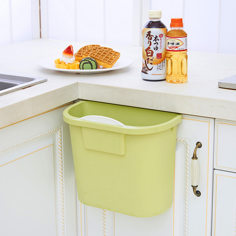 New products Selling goods in stock wholesale Scraper kitchen desktop Use Cabinet doors Hanging type Peel Trash